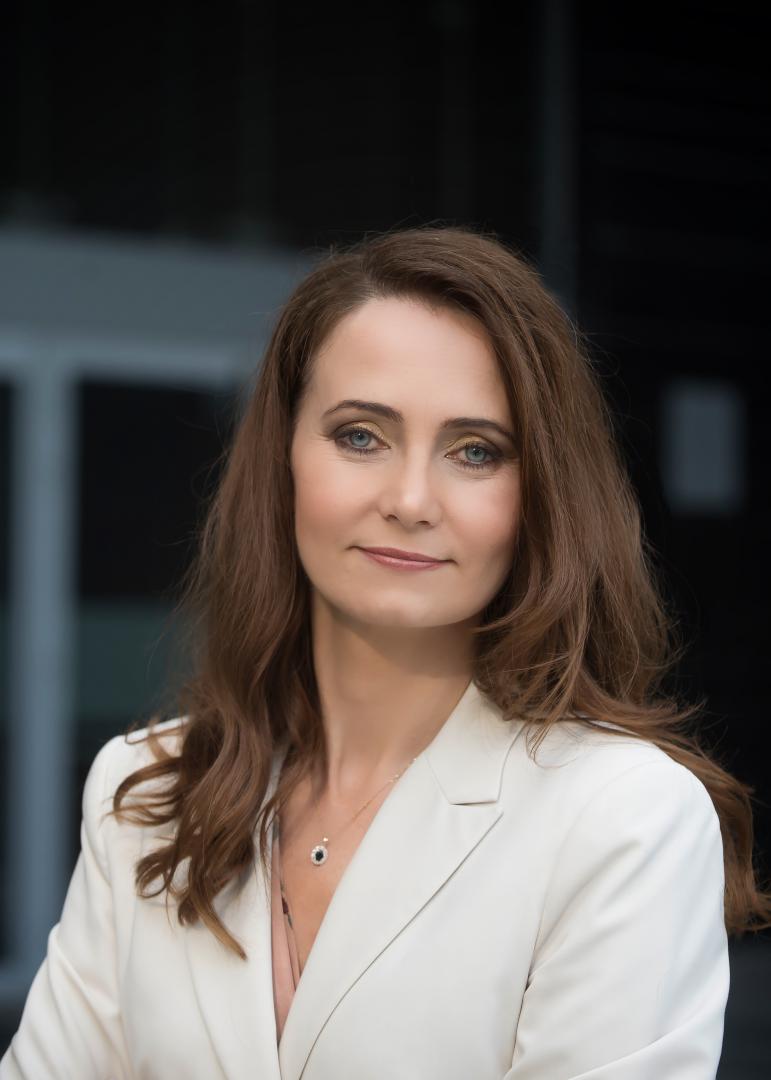 Iwona Ustach – Wiceprezes Zarządu